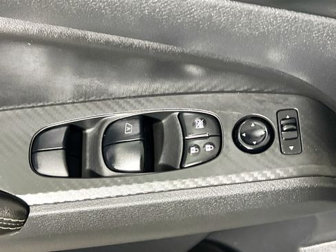 Used 2022 Nissan Altima 2.5 SV AWD/4WD image 16