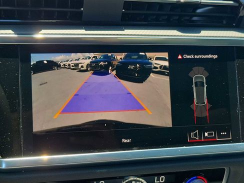 New 2025 Audi Q3 2.0T Premium image 24