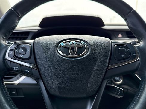 Used 2016 Toyota Avalon Touring image 29