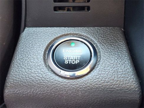 Used 2021 Ford Expedition Max Limited image 22