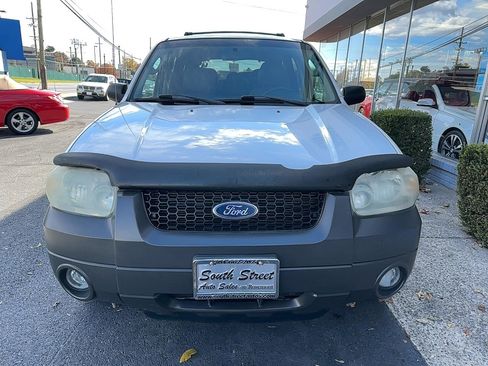 Used 2005 Ford Escape XLT image 27