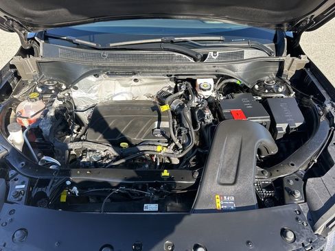 Used 2024 Chevrolet Trax RS w/ Driver Confidence Package image 30