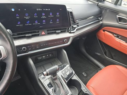 Used 2023 Kia Sportage SX image 32