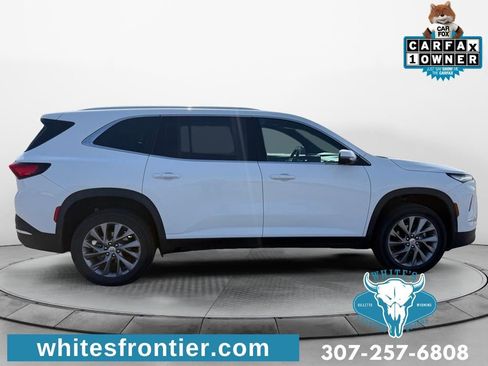 Used 2025 Buick Enclave Preferred AWD/4WD image 6