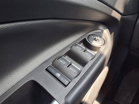 Used 2019 Ford Escape SEL FWD image 16