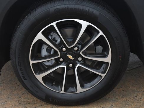 New 2026 Chevrolet TrailBlazer LT w/ Convenience Package FWD image 11