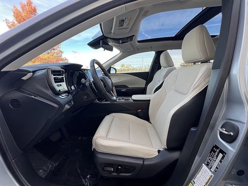 Certified 2025 Lexus RX 450h AWD w/ Luxury Package image 23