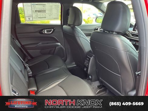 New 2026 Jeep Compass Latitude AWD/4WD image 23
