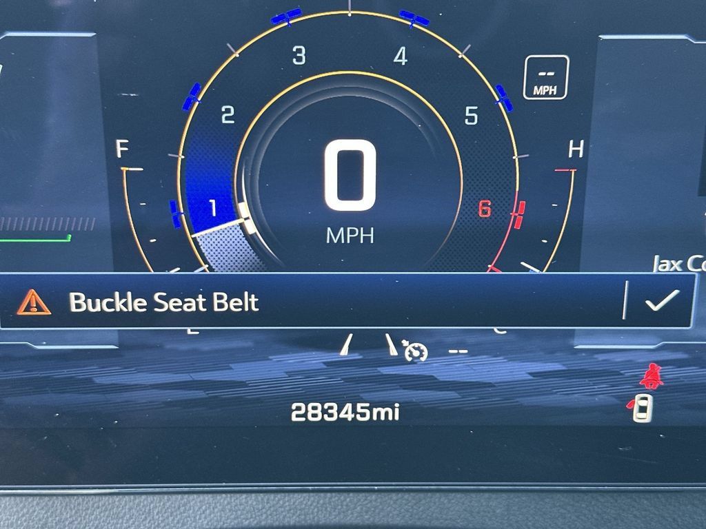 Used 2026 Chevrolet Traverse LT FWD image 20