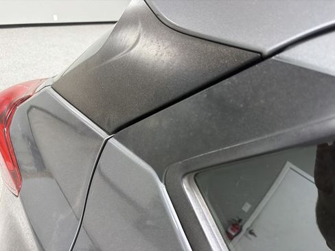 Used 2020 Nissan Kicks SV FWD image 28