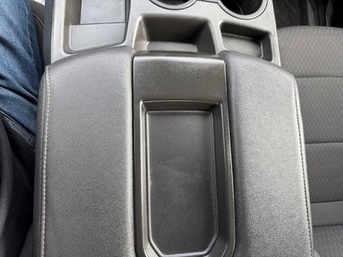 Used 2022 GMC Sierra 1500 Elevation image 33