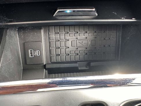 Used 2022 Ford Expedition XLT AWD/4WD image 27