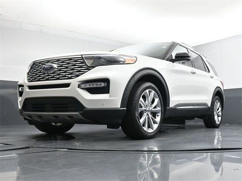 Used 2022 Ford Explorer Platinum w/ Equipment Group 601A image 26