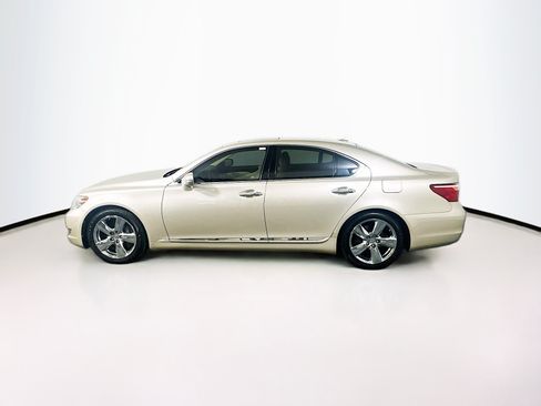 Used 2010 Lexus LS 460 RWD image 4