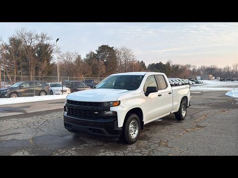Used 2020 Chevrolet Silverado 1500 W/T w/ WT Value Package image 2