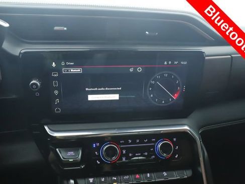 Used 2024 GMC Sierra 2500 Denali Ultimate AWD/4WD image 4