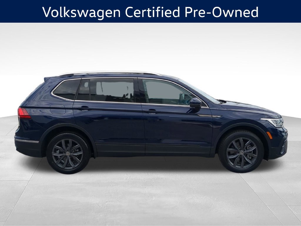 Certified 2023 Volkswagen Tiguan SE FWD image 2