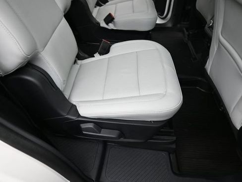 Certified 2025 Ford Explorer Platinum w/ Ultimate Package AWD/4WD image 28