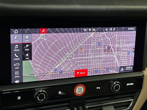 Used 2023 Porsche Macan AWD/4WD image 18