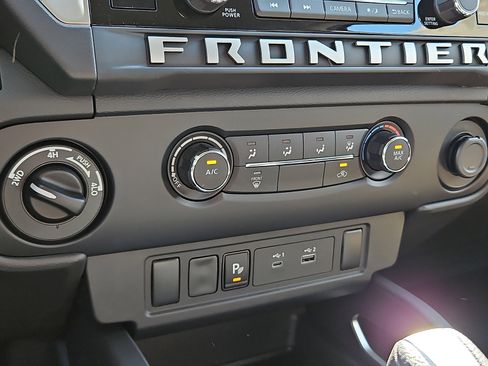 New 2026 Nissan Frontier SV AWD/4WD image 13