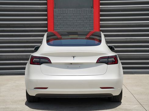 Used 2023 Tesla Model 3 Standard Range RWD image 11