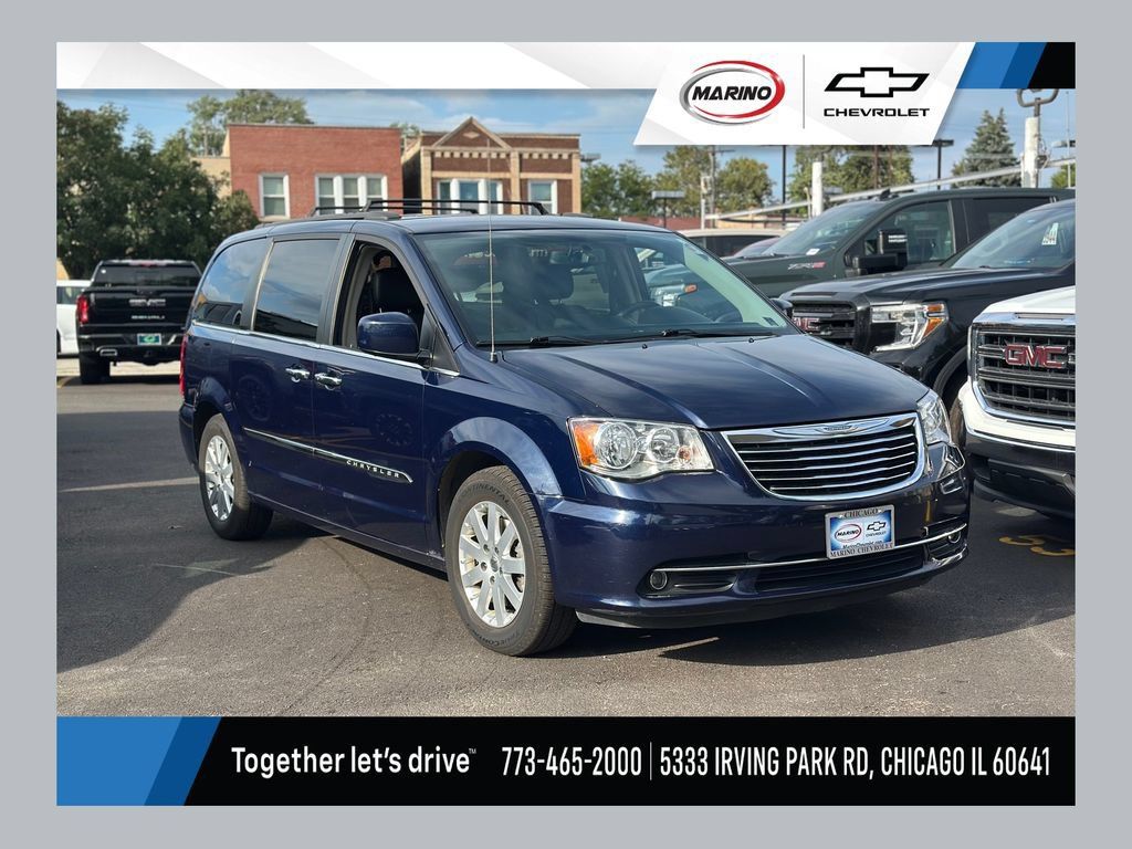 Used 2016 Chrysler Town & Country Touring w/ Driver Convenience Group FWD image 1