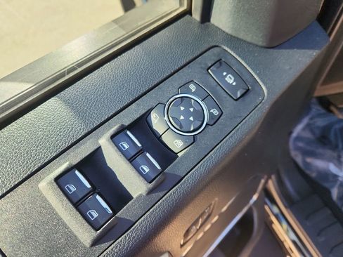 Used 2020 Ford F250 Lariat AWD/4WD image 12
