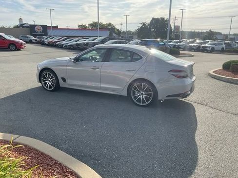 Used 2025 Genesis G70 2.5T AWD/4WD image 4