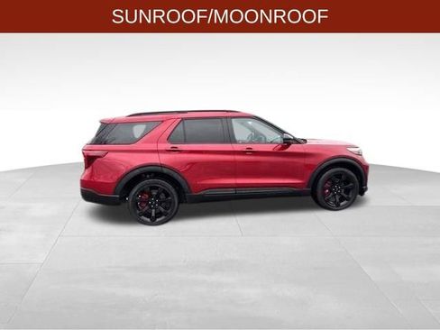 Used 2024 Ford Explorer ST w/ Equipment Group 401A image 8