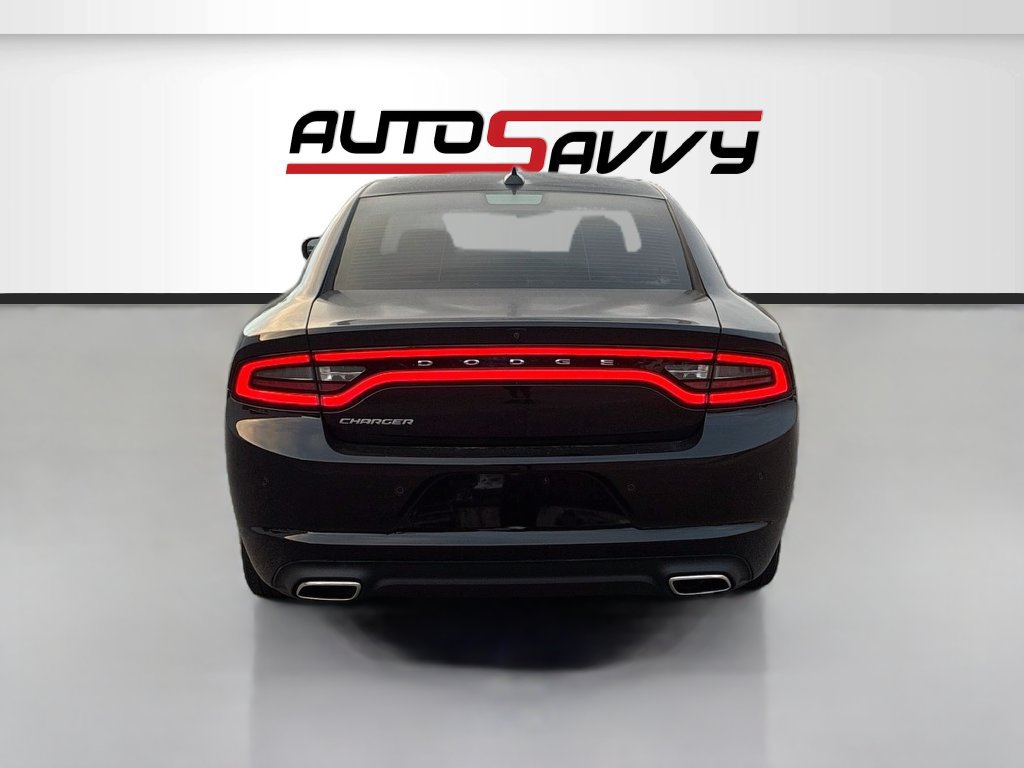 Used 2023 Dodge Charger SXT RWD image 5