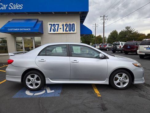 Used 2013 Toyota Corolla S FWD image 2