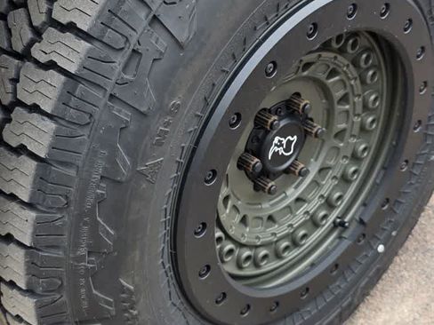 Used 2017 Chevrolet Colorado Z71 image 4