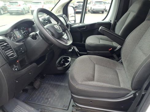 Used 2023 RAM ProMaster 2500 image 5