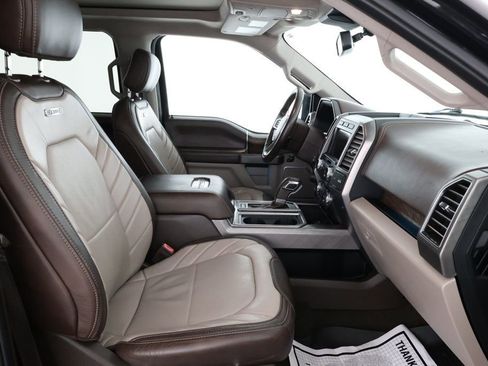 Used 2019 Ford F150 Limited image 22