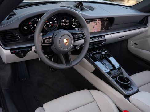 Used 2024 Porsche 911 Targa 4S AWD/4WD image 13