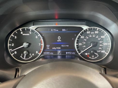 Used 2025 Nissan Altima 2.5 SV FWD image 40