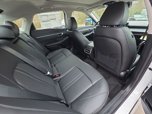 New 2026 Hyundai Sonata Limited FWD image 20