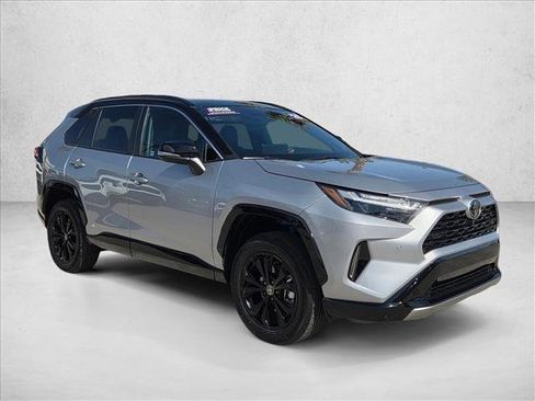 Certified 2025 Toyota RAV4 XSE w/ Advanced Technology Package AWD/4WD image 3
