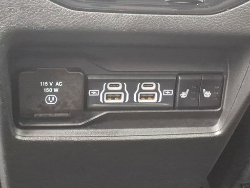 Used 2023 Jeep Grand Cherokee Limited w/ Luxury Tech Group II AWD/4WD image 19