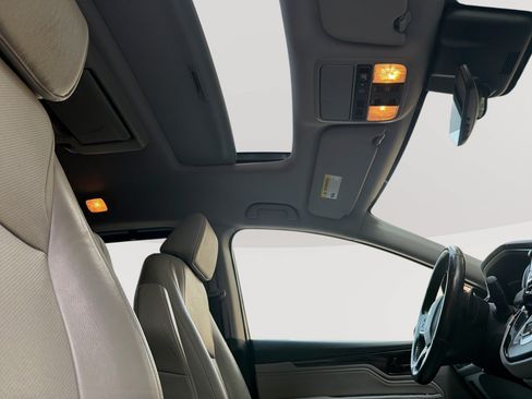 Used 2019 Honda Odyssey Elite image 16