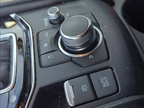 Used 2020 MAZDA CX-5 Touring FWD image 17