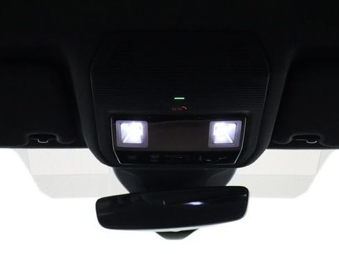 Used 2023 Volkswagen ID.4 Pro AWD/4WD image 22