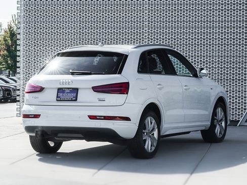 Used 2018 Audi Q3 2.0T Premium Plus w/ Premium Plus Package image 3