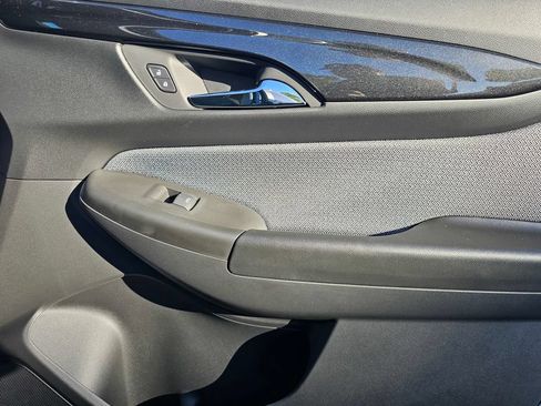 New 2026 Chevrolet TrailBlazer LT w/ Midnight Edition FWD image 9
