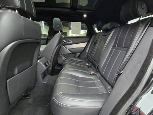 Used 2021 Land Rover Range Rover Velar R-Dynamic S image 19