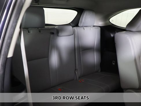 Used 2022 Toyota Highlander XLE image 8