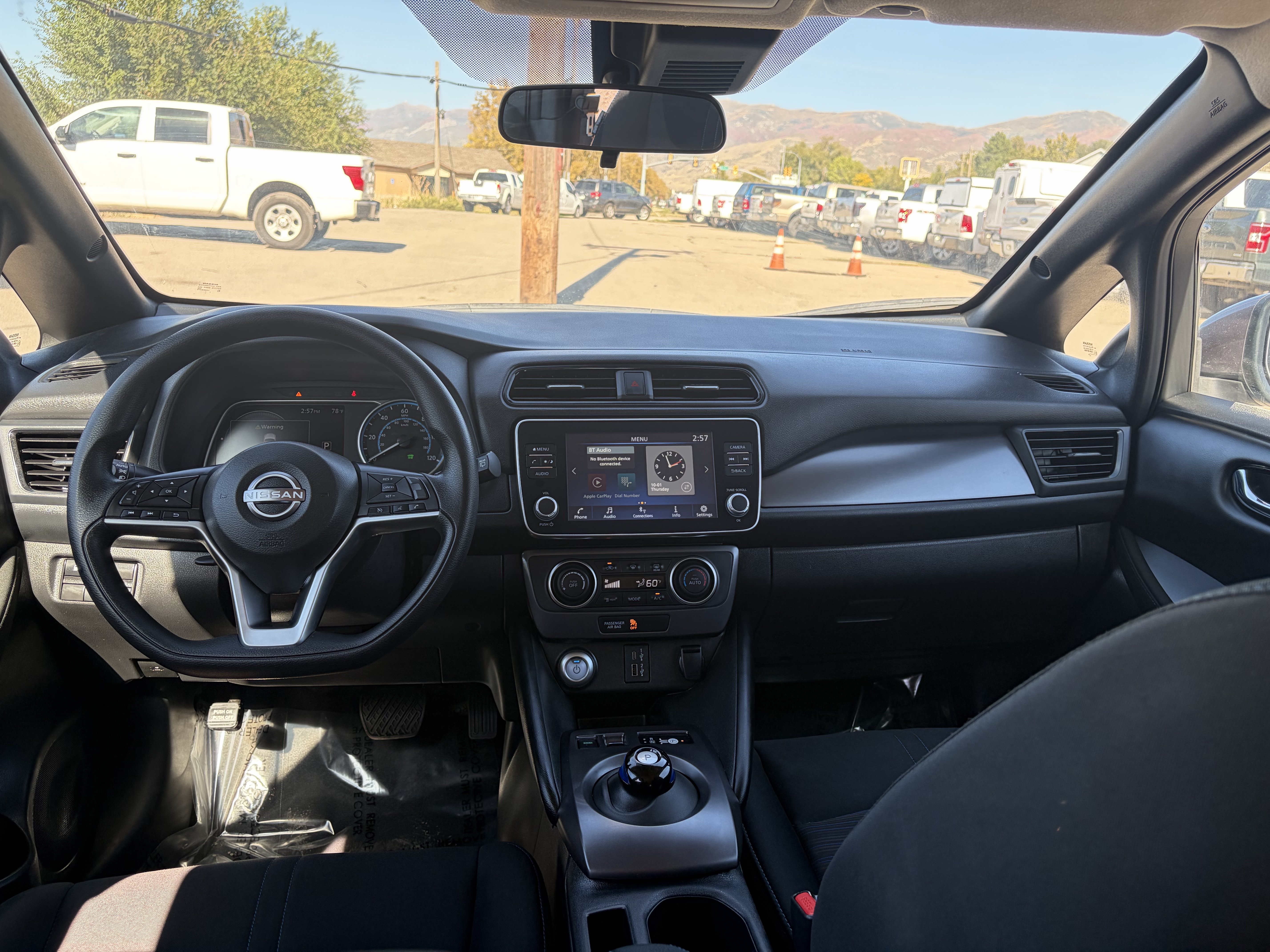 Used 2025 Nissan Leaf S FWD image 19