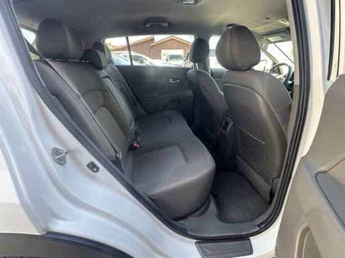 Used 2014 Kia Sportage LX AWD/4WD image 44