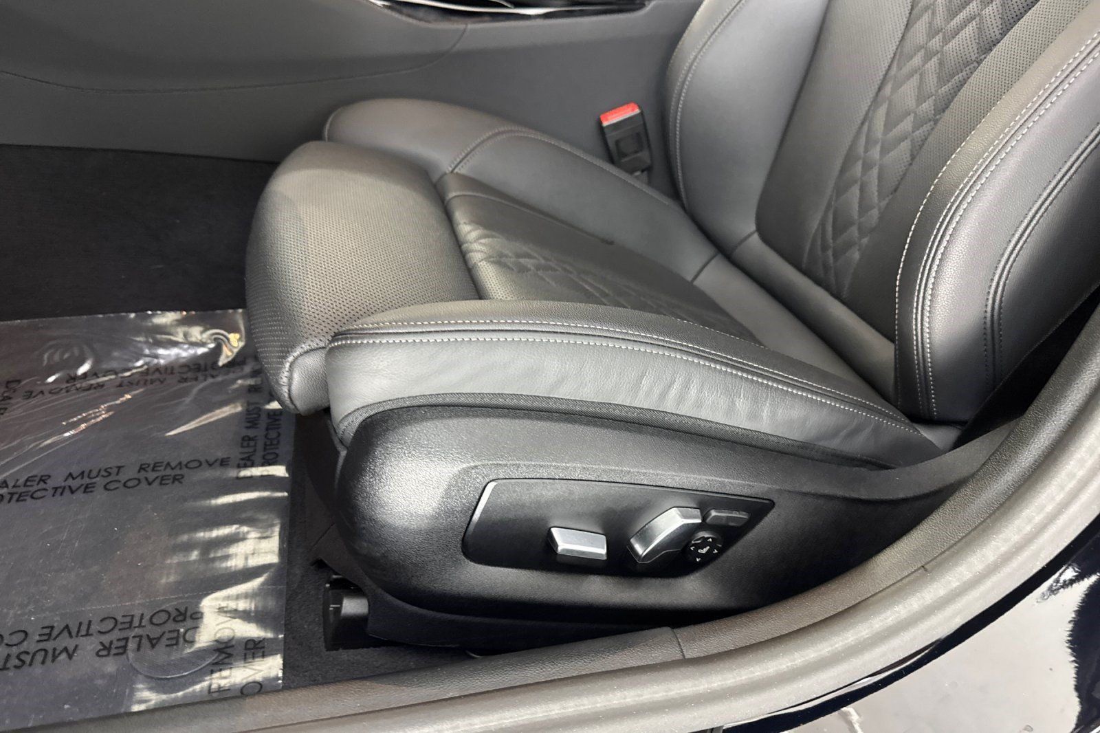 Used 2023 BMW 540i w/ M Sport Package RWD image 15