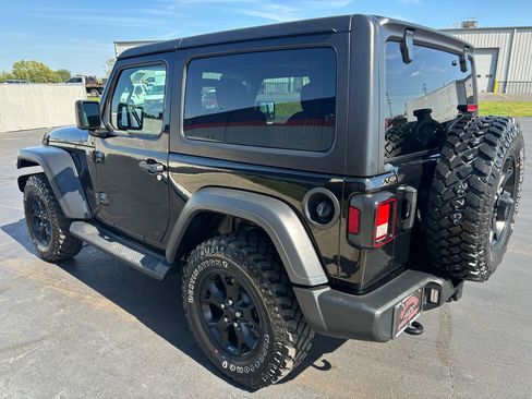 Used 2023 Jeep Wrangler Sport image 5